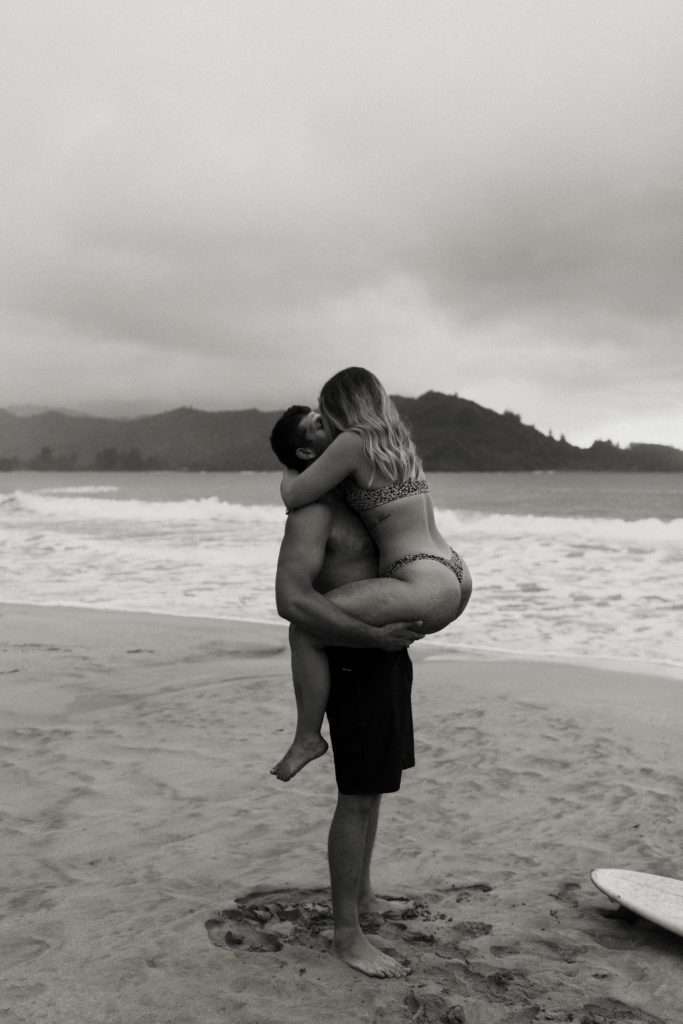 couple kissing on the beach