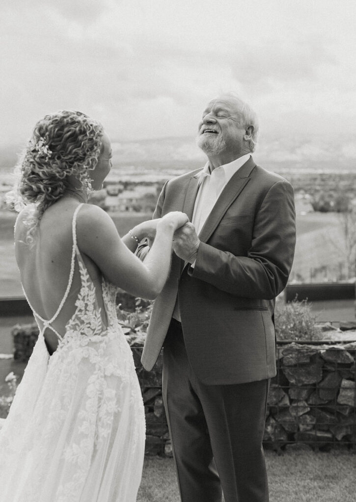 bride's dad tearing up seeing her for the first time