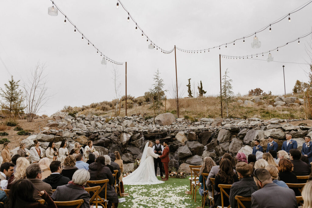 winter wedding ceremony at tuscan falls
